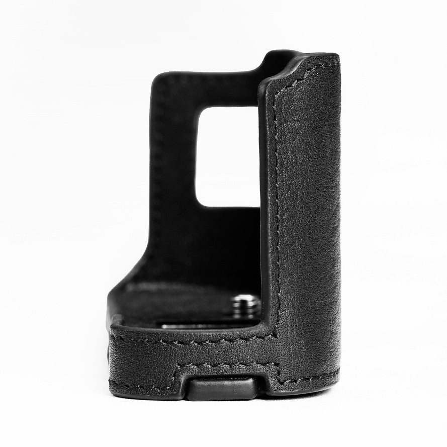 SmallRig 4700 Leather Half Case Kit for FUJIFILM X100VI Black with PU Shoulder Strap